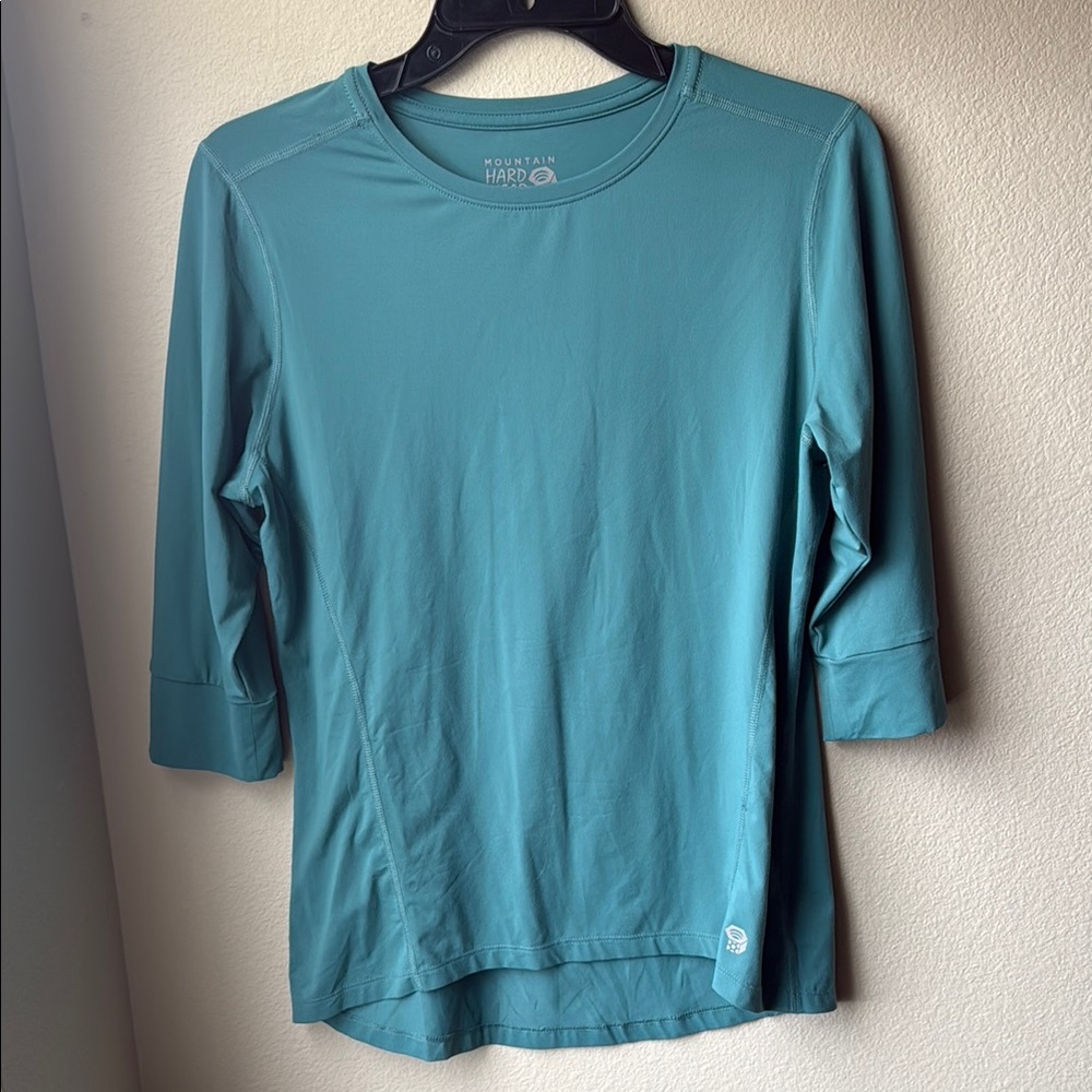Mountain Hardwear Women's Blue Top